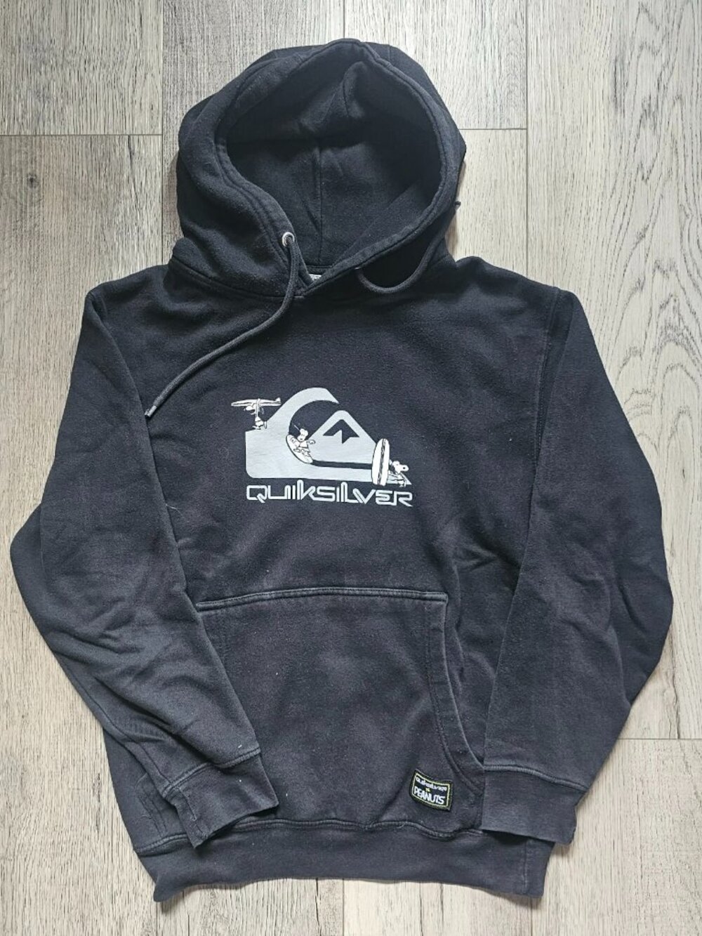 Quiksilver x Peanuts Snoopy Black Pullover Hoodie Size Medium